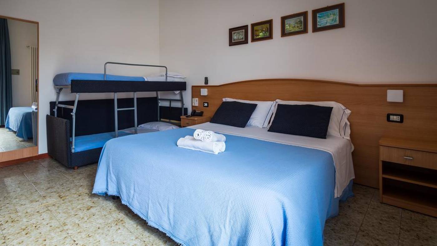 Hotel Mare Blu-Italy-PESCARA PINETO-General view-9