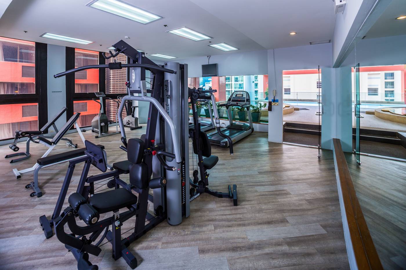 Bandara-Suites-Silom-Sports-and-Entertainment-32