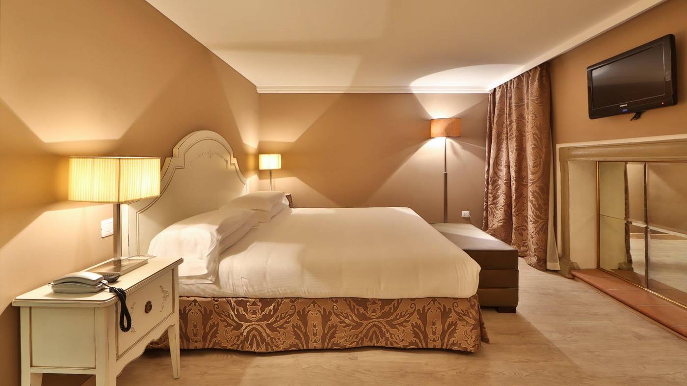 Best-Western-Hotel-Canon-d-Oro-Room-22