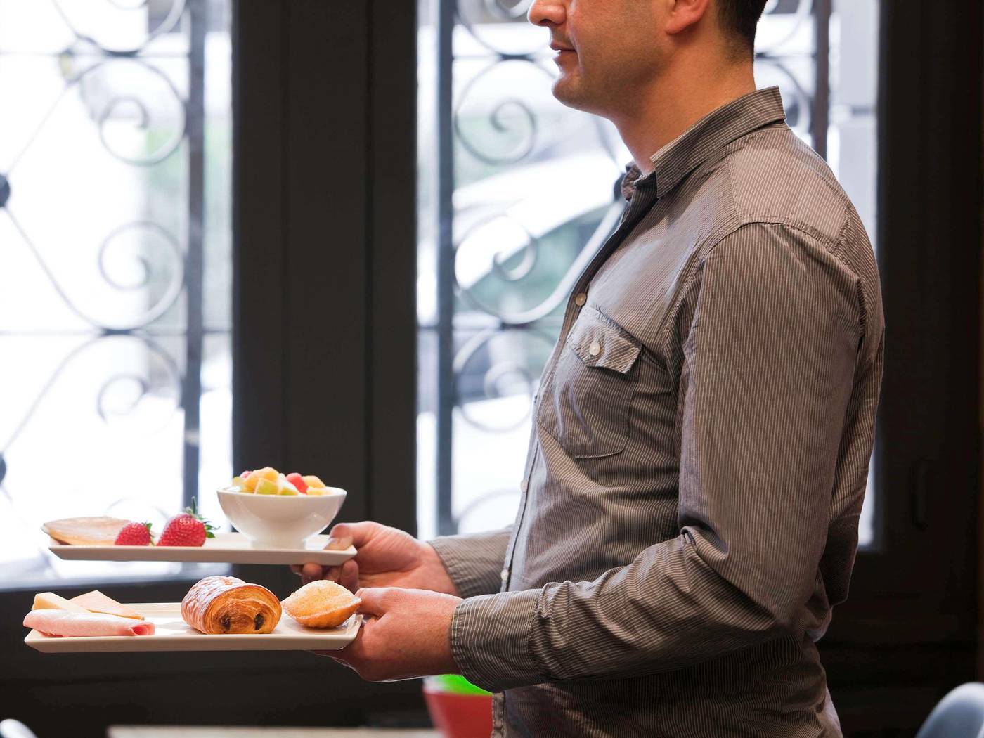 ibis-Paris-Gare-de-lEst-TGV-Restaurant-41