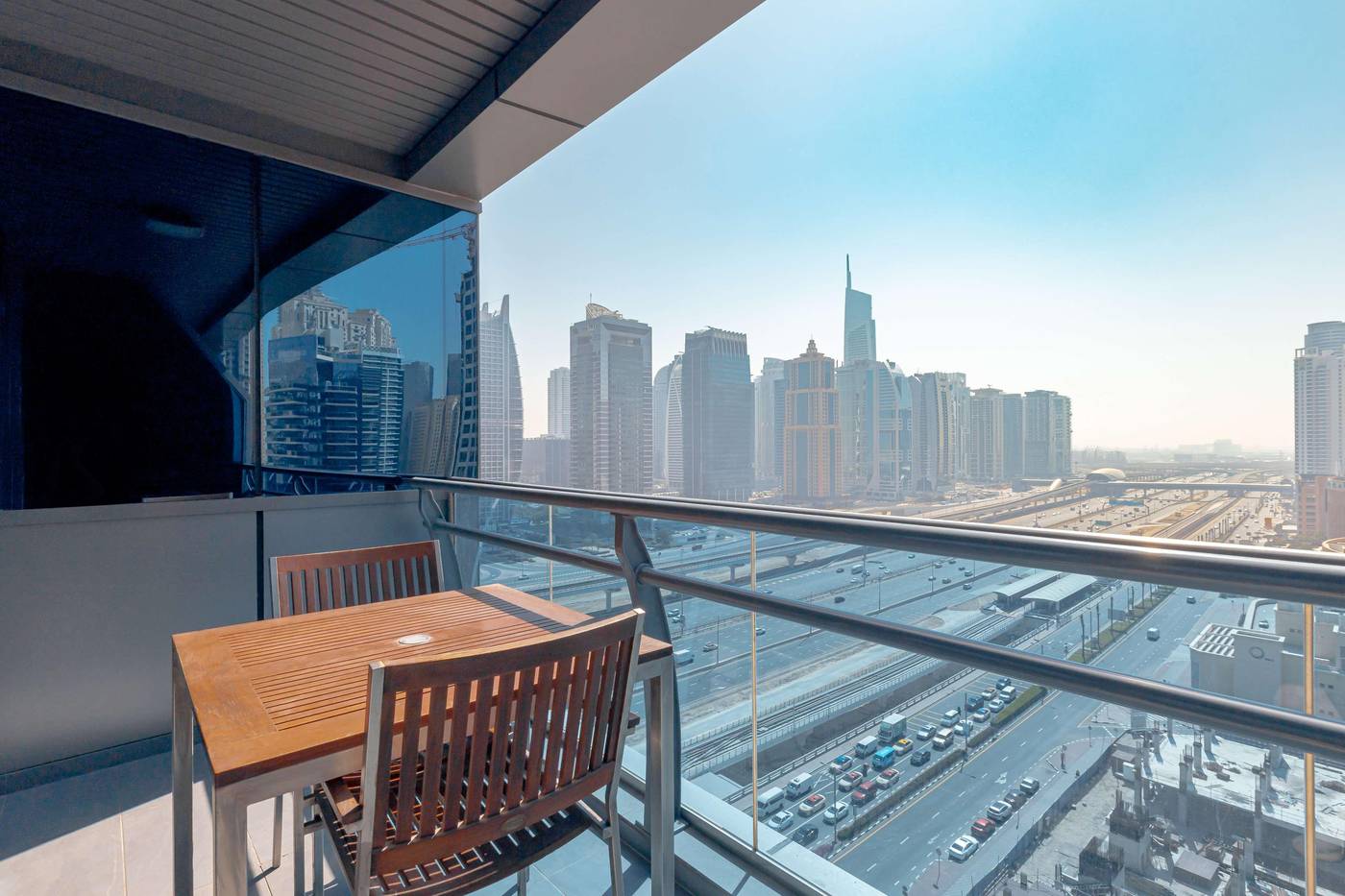 Radisson-Blu-Residence-Dubai-Marina-Room-2