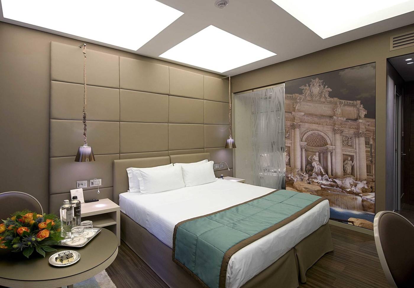 Harry-s-Bar-Trevi-Hotel---Restaurant-Room-34