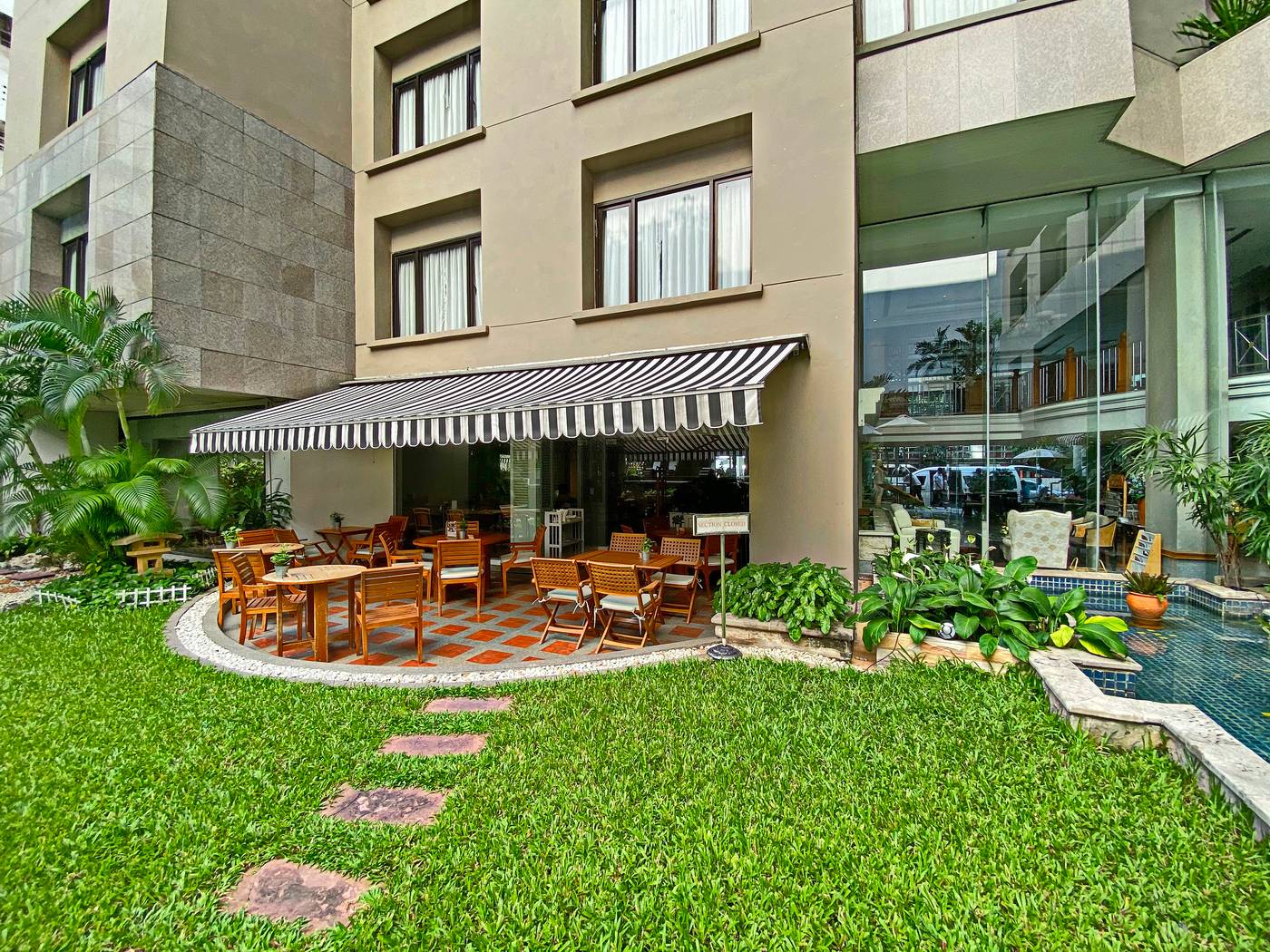 Silom-Serene-Boutique-General-view-1