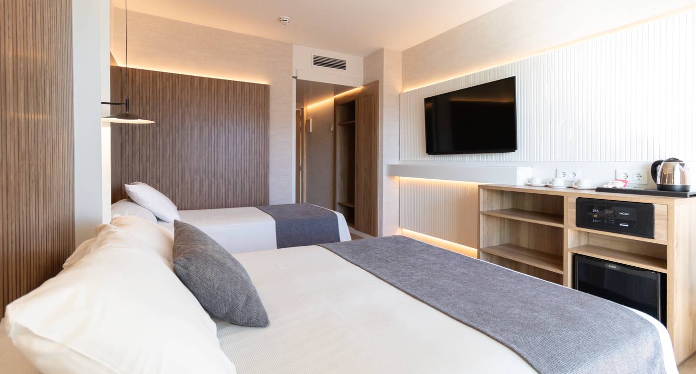 Golden-Port-Salou-and-Spa-Room-26
