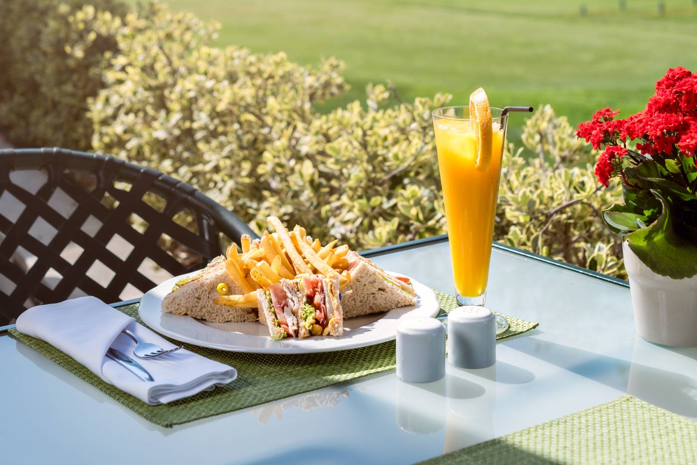 Pine-Cliffs-Hotel--a-Luxury-Collection-Resort-Restaurant-103