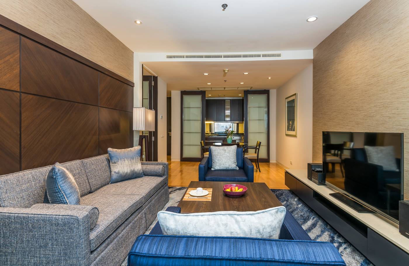 Emporium-Suites-by-Chatrium-Room-10