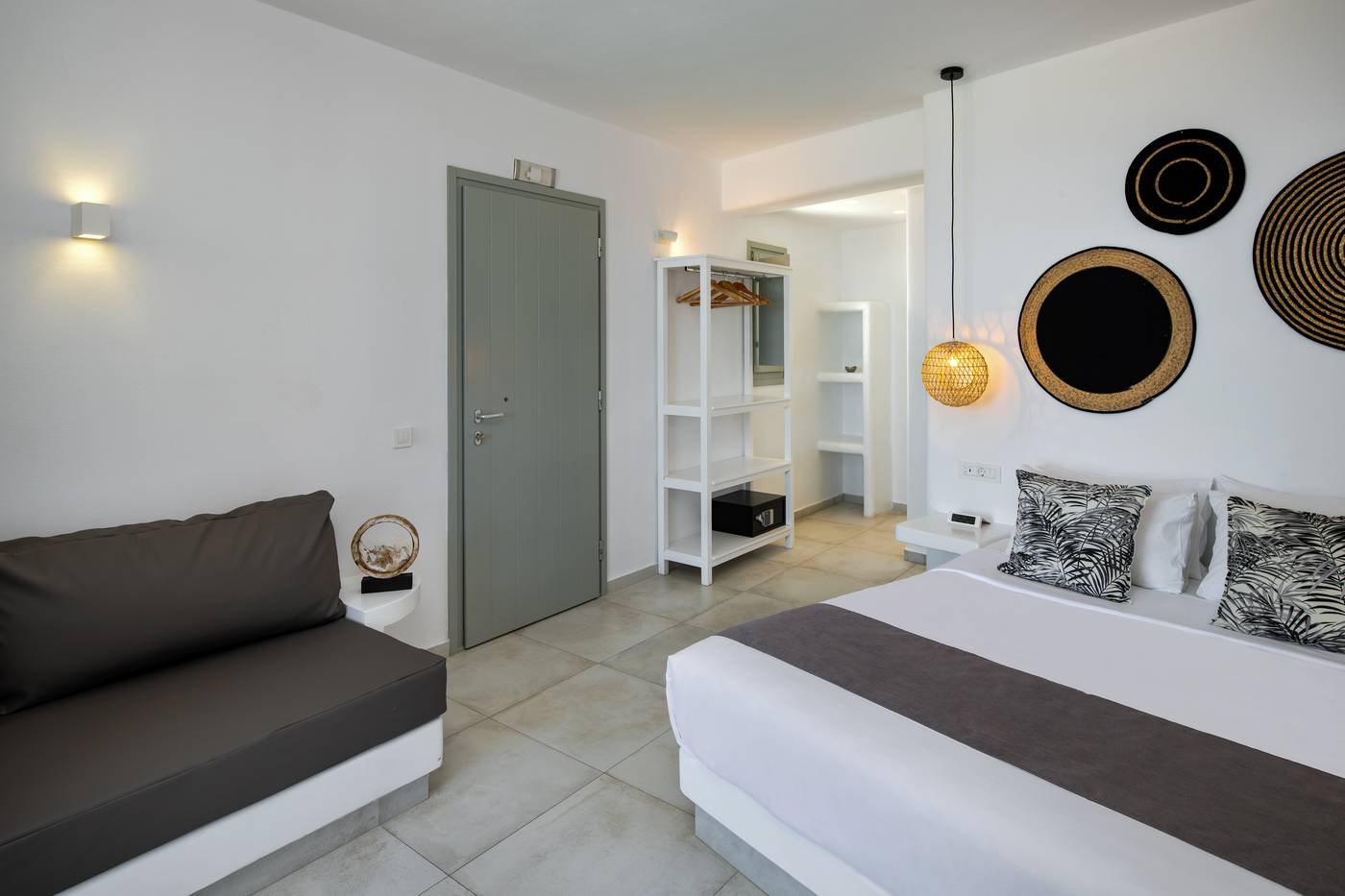 Seven-Suites-Room-16