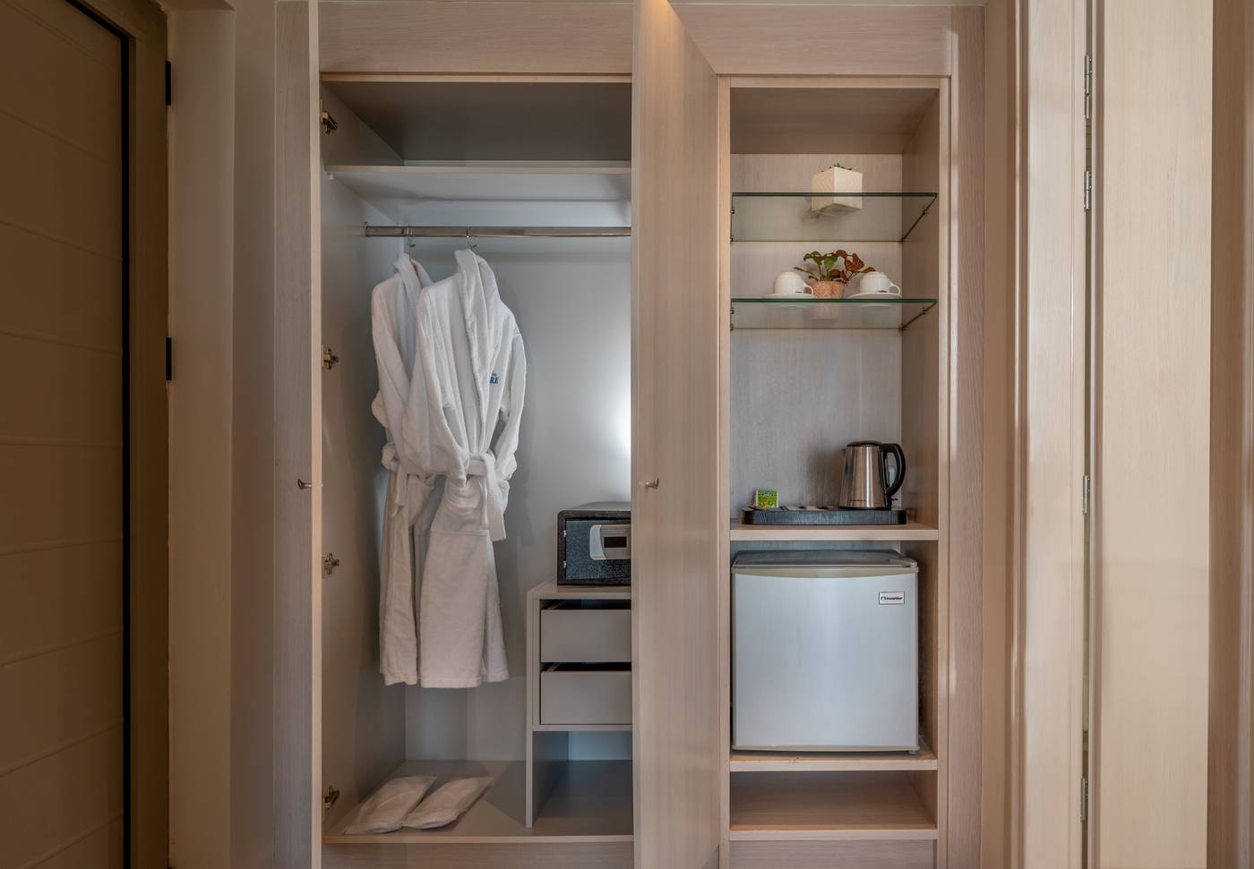 Royal---Imperial-Belvedere-Hotels-Room-73