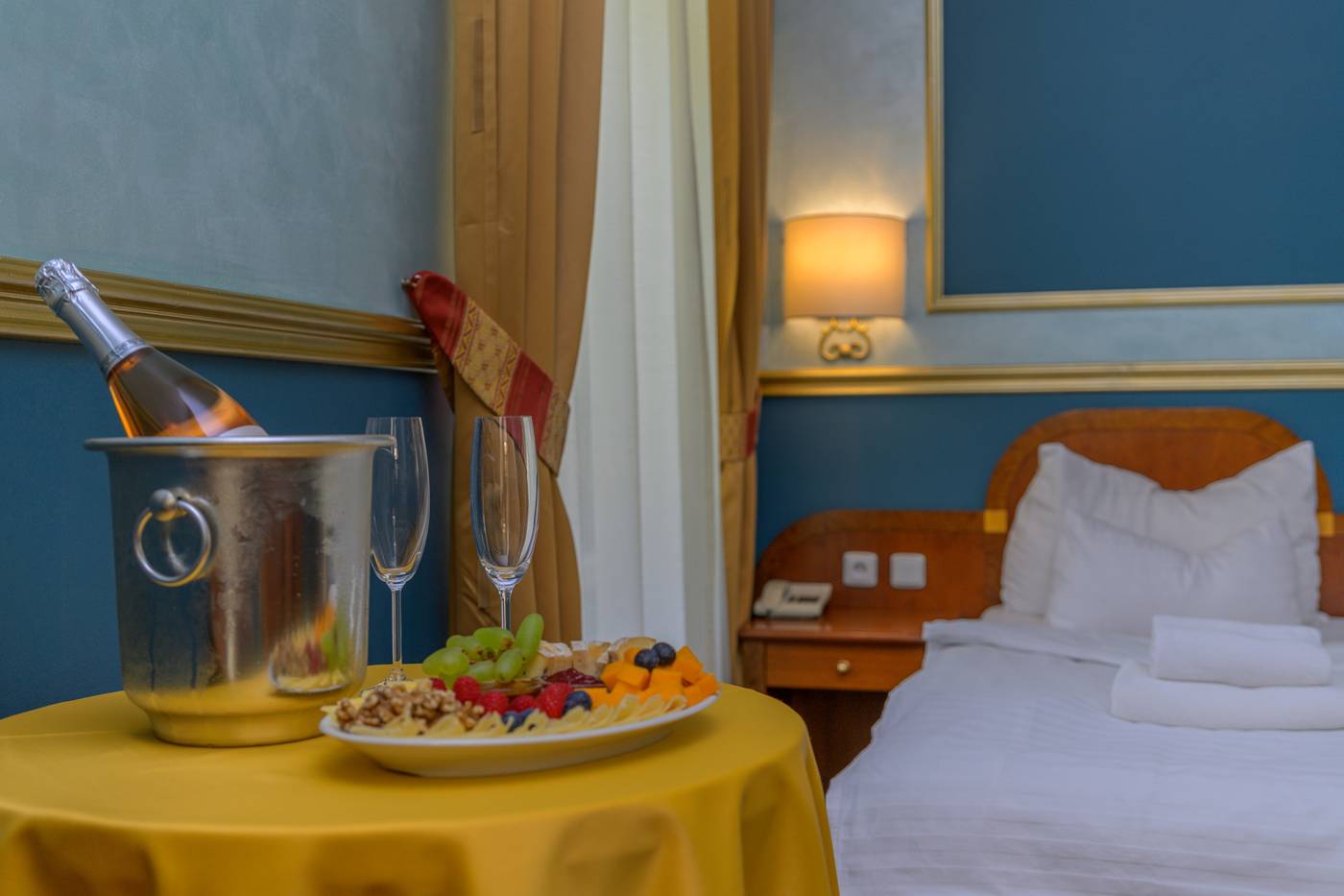 Hotel-Kinsky-Fountain-Room-46