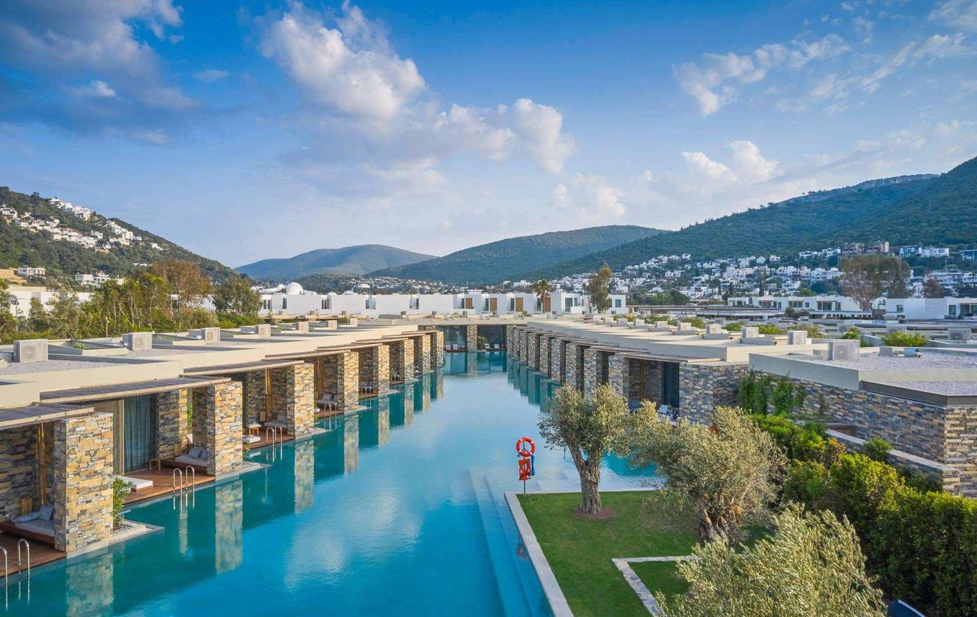 Voyage-Torba-Pool-9
