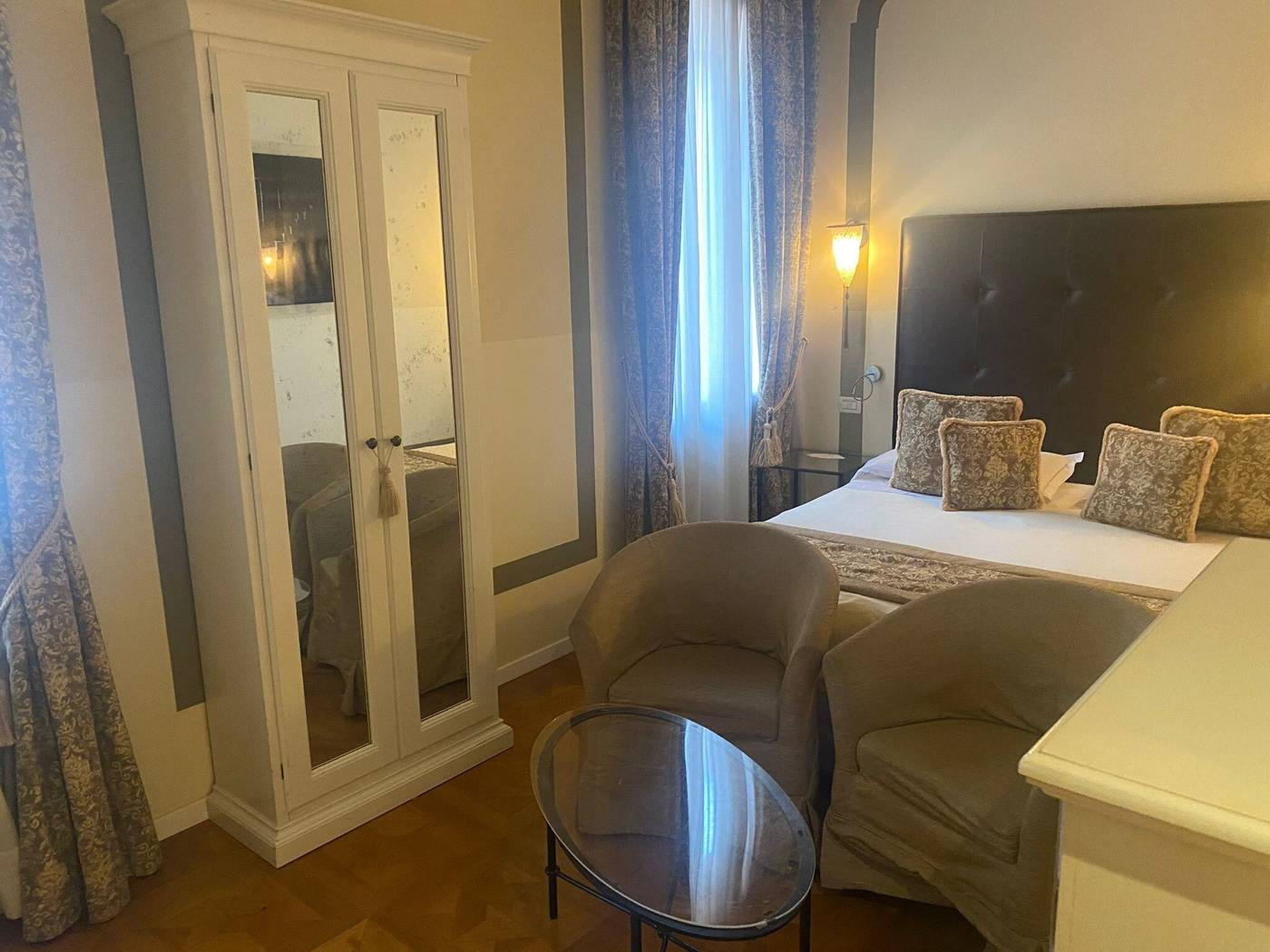 Hotel-Le-Isole-Room-22
