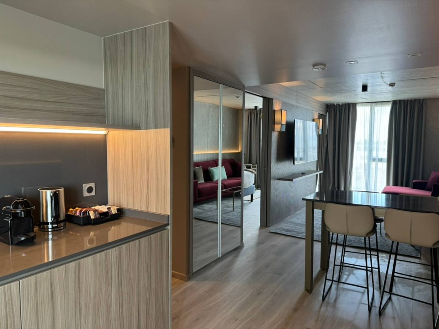 Ki-Space-Hotel---Spa-near-Disneyland-Paris-Room-6