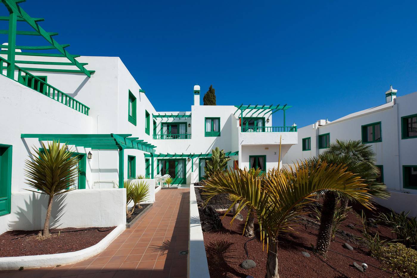 Blue-Sea-Hotel-Los-Fiscos-General-view-10