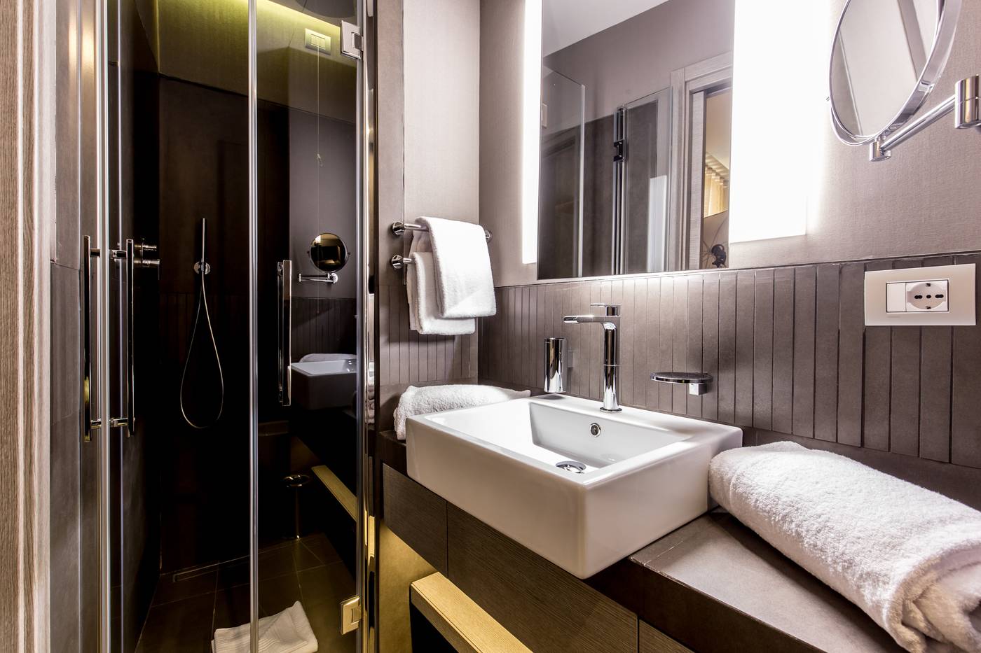 Orazio-Palace-Room-17