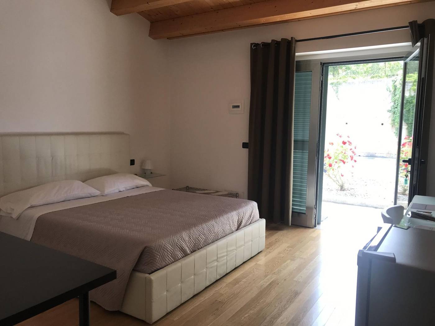 Oasi-Del-Vetoio-Room-9