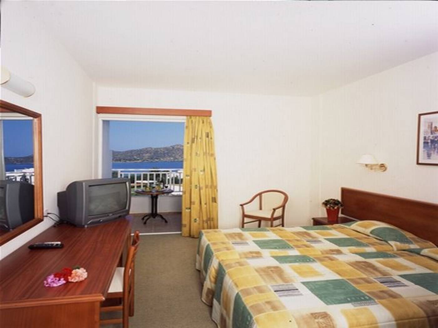 Elounda Breeze Resort
