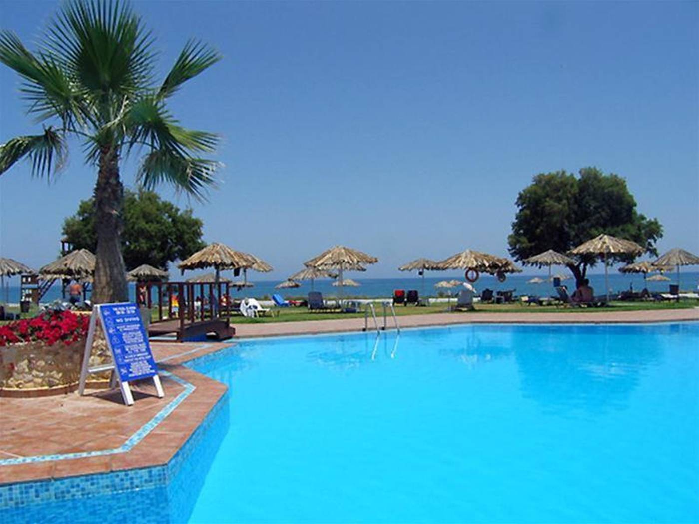 Geraniotis-Beach-General-view-3