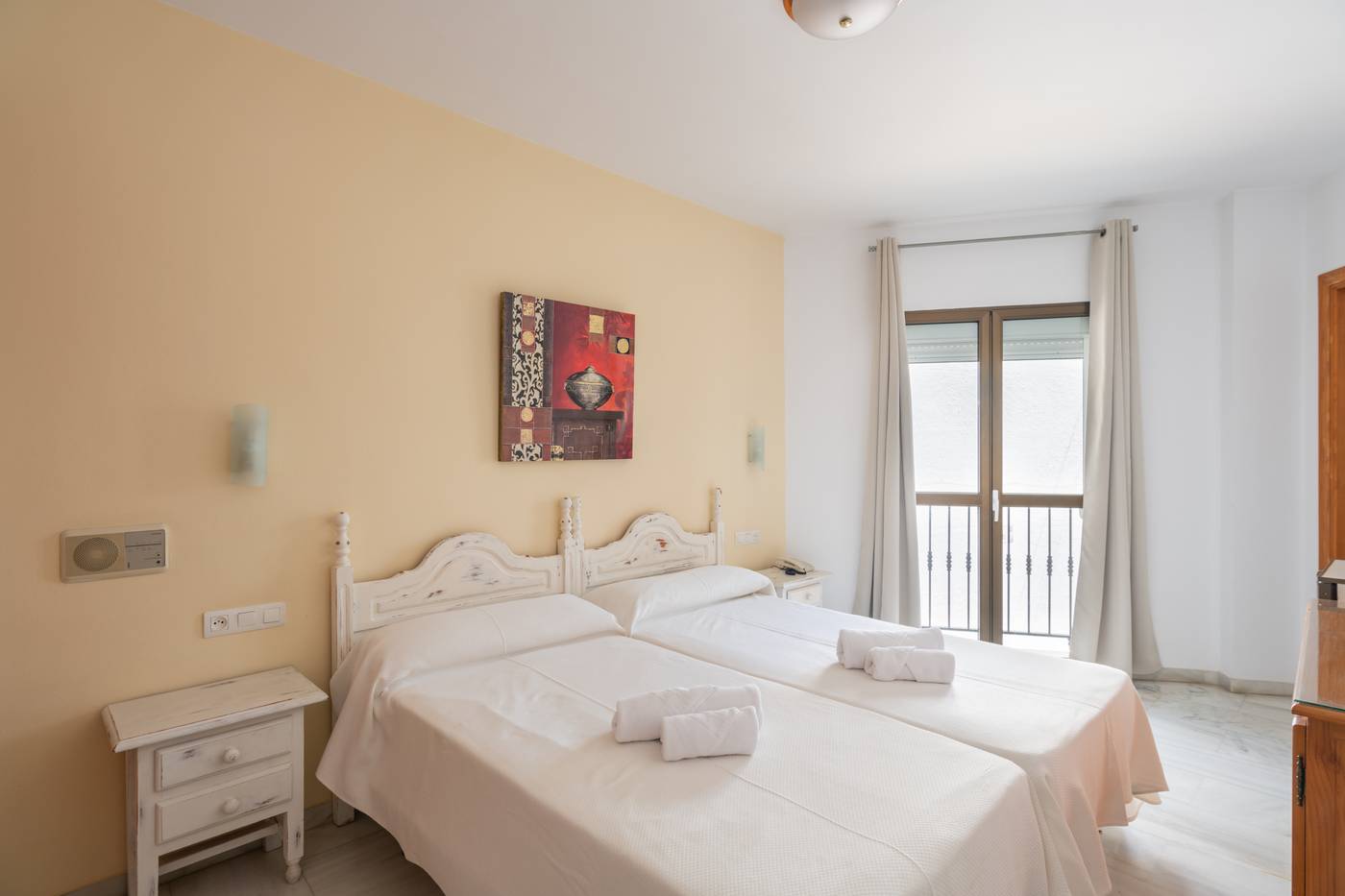 Hotel-Playamaro-Room-18