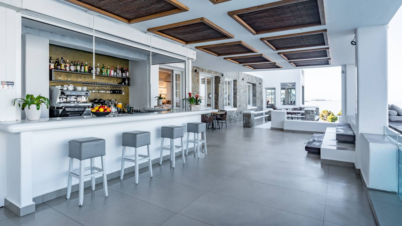 Manoulas-Beach-Bar-37