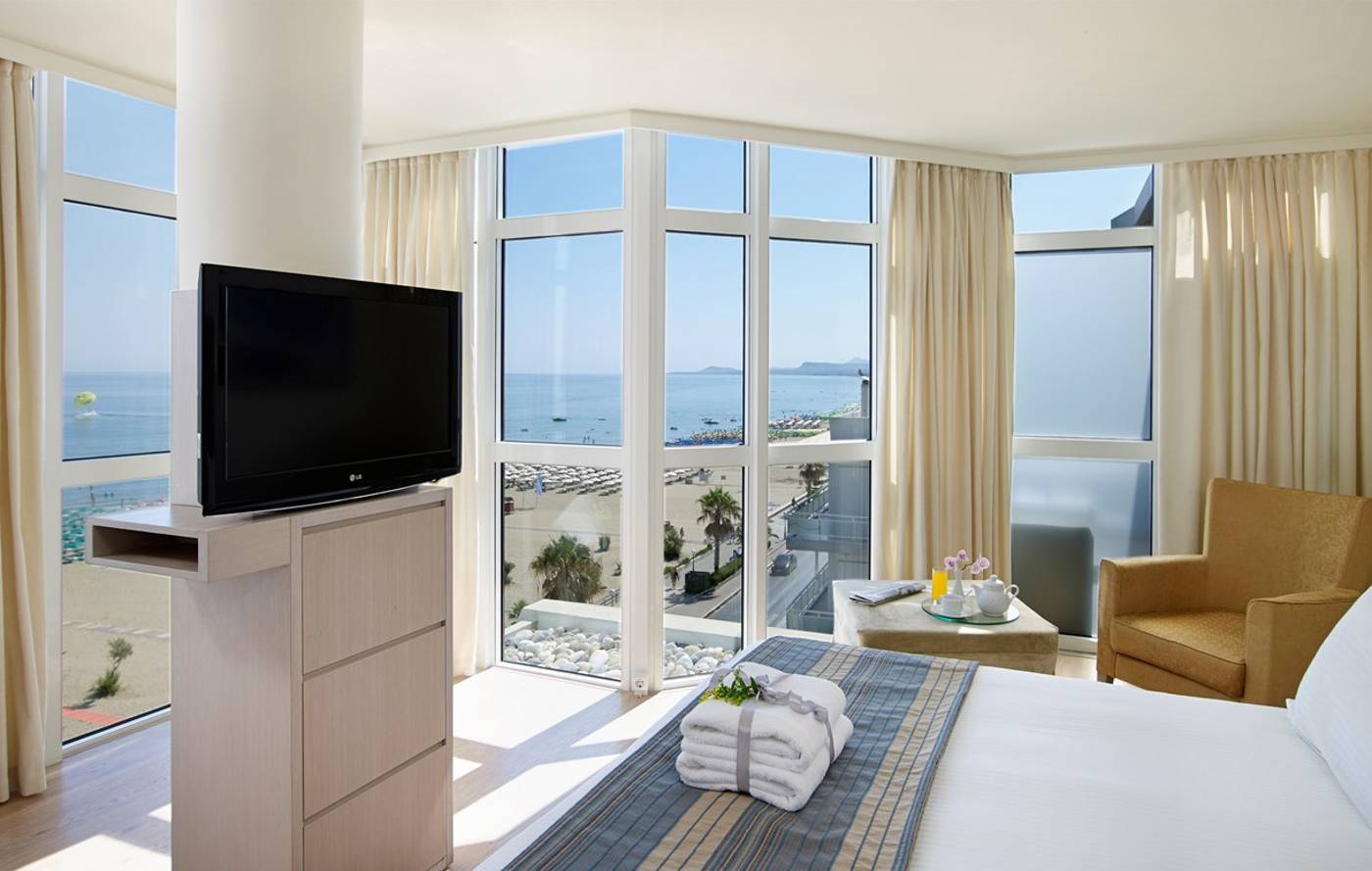 Kriti-Beach-Room-24
