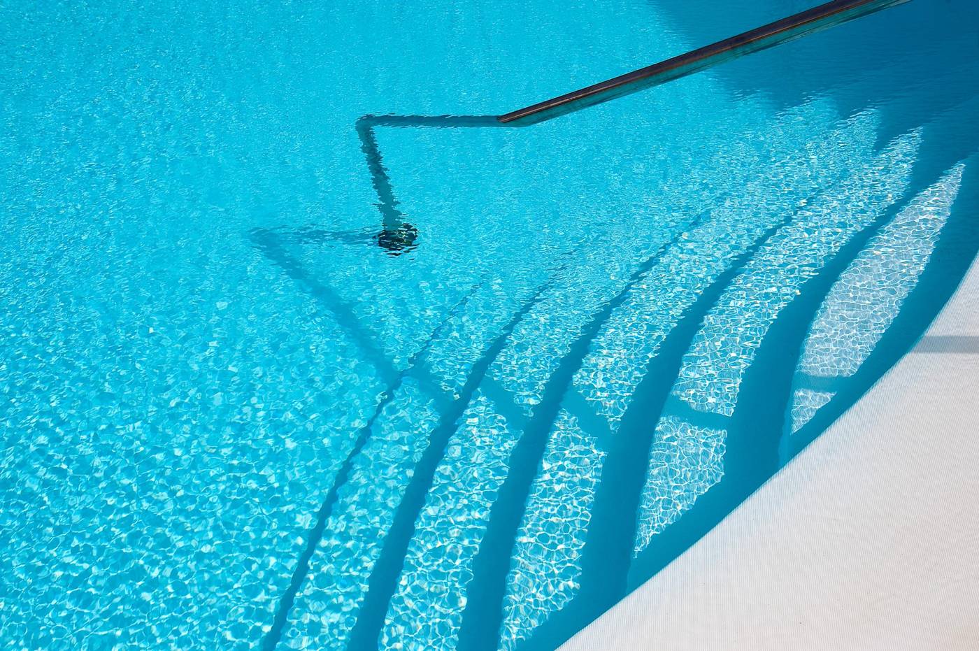 Elba-Vecindario-Aeropuerto-Business---Convention-Pool-2