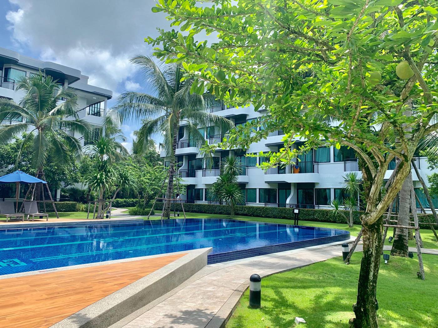 Holiday-Inn-Resort-Krabi-Ao-Nang-Beach-Pool-10