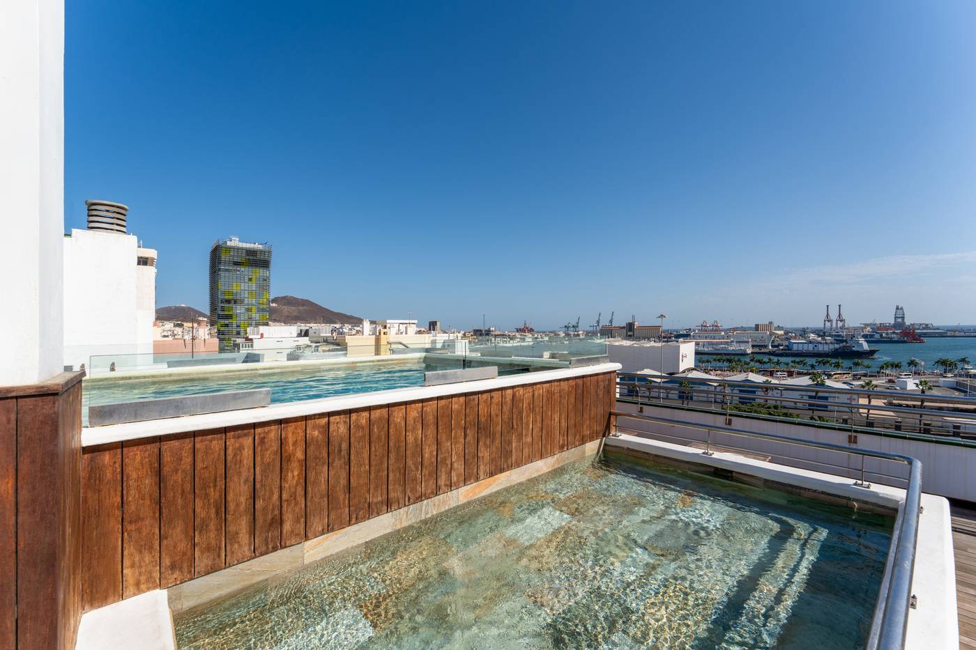 EXE-Las-Palmas-Pool-7