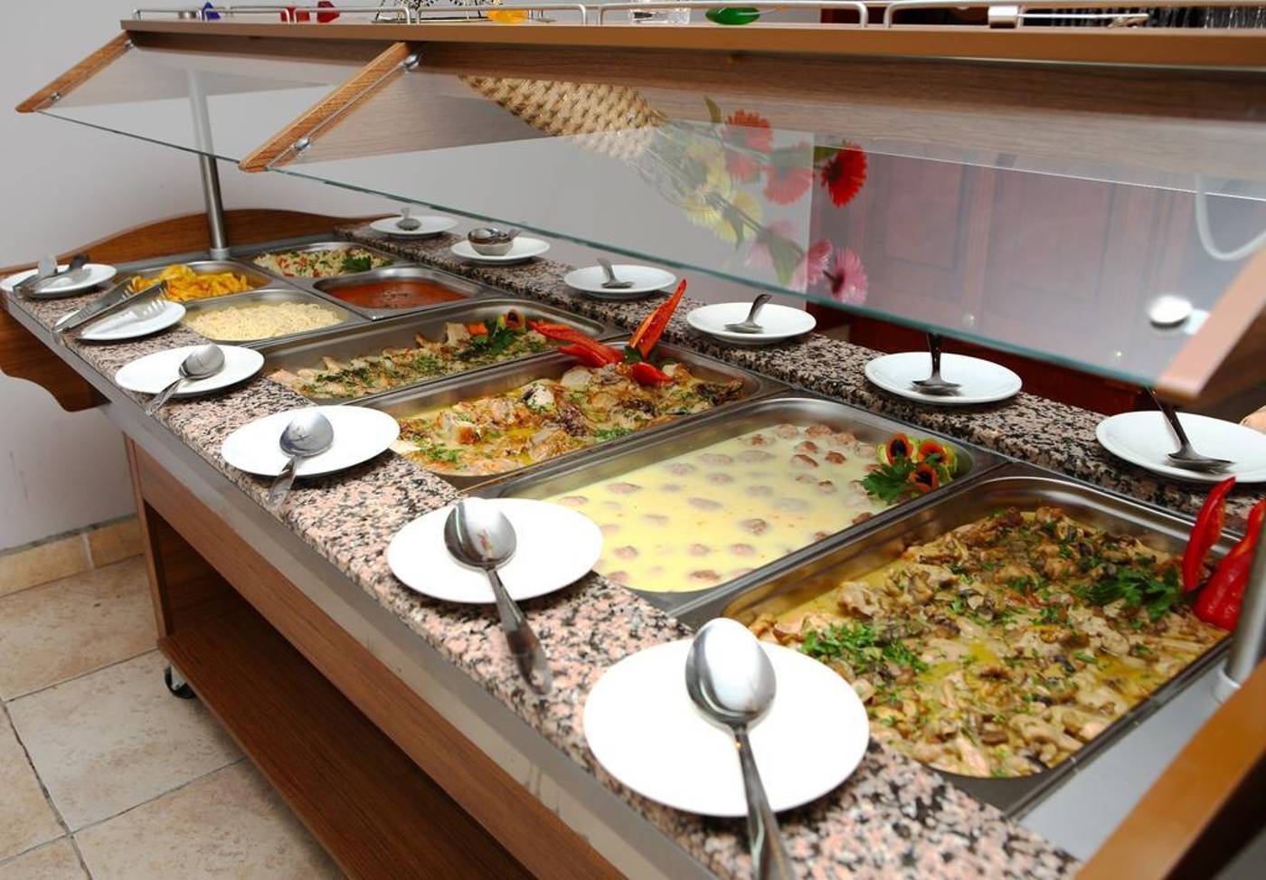 Yunona-Restaurant-16