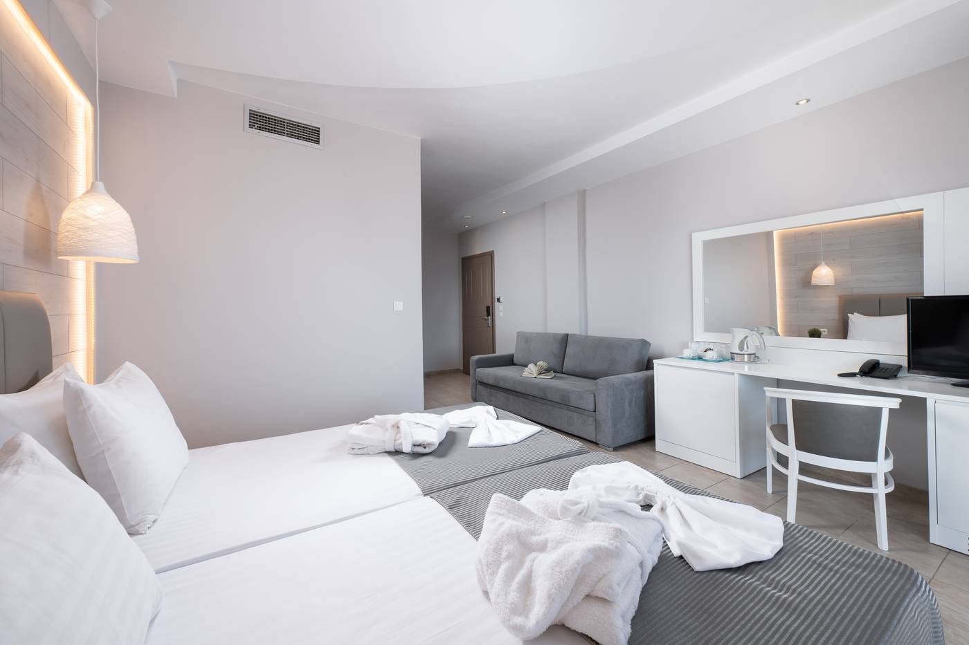 Alexandros-Palace-Hotel-Room-40