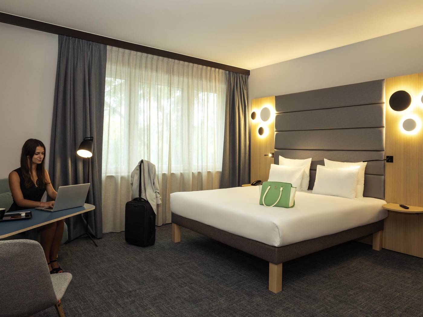 Novotel-Brussels-Centre-Midi-Station-Room-18
