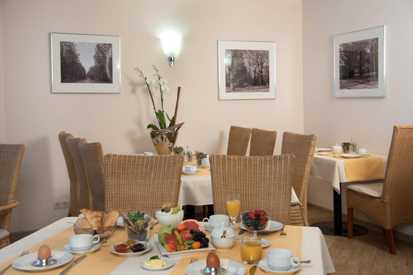 Hotel Arkadia - Germany - FRIEDRICHSDORF - Restaurant - 4