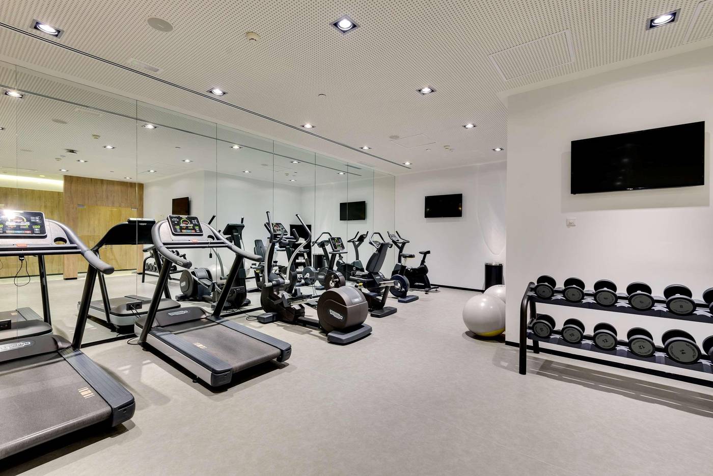 MELIA-MADRID-SERRANO-Sports-and-Entertainment-71