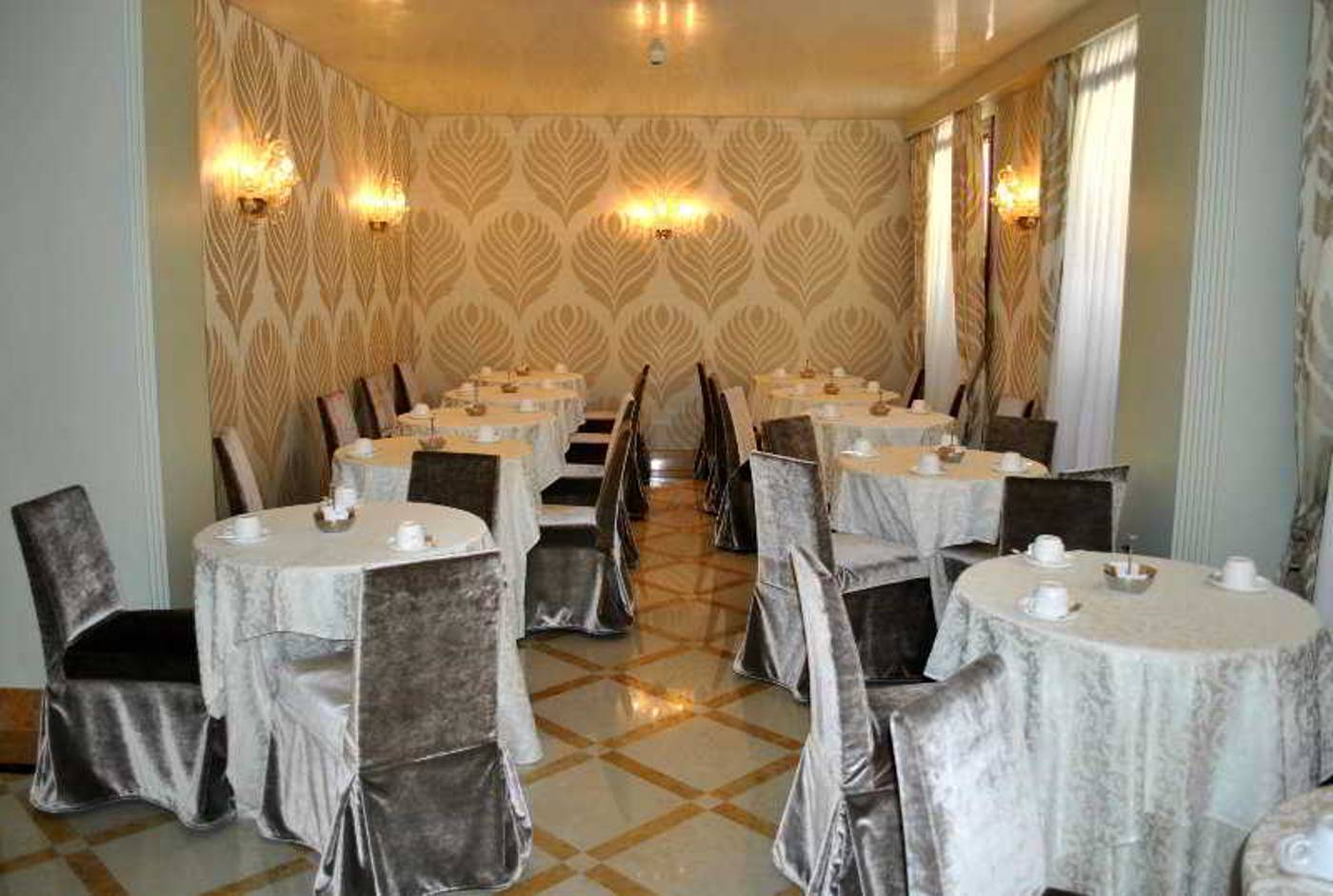 Hotel-Carlton-Capri-Restaurant-21