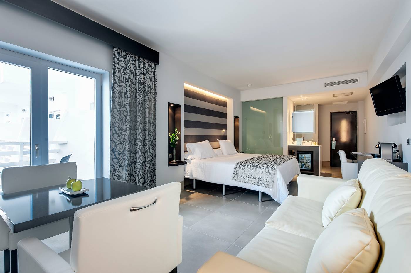 Barcel-----Hamilton-Menorca-Room-24