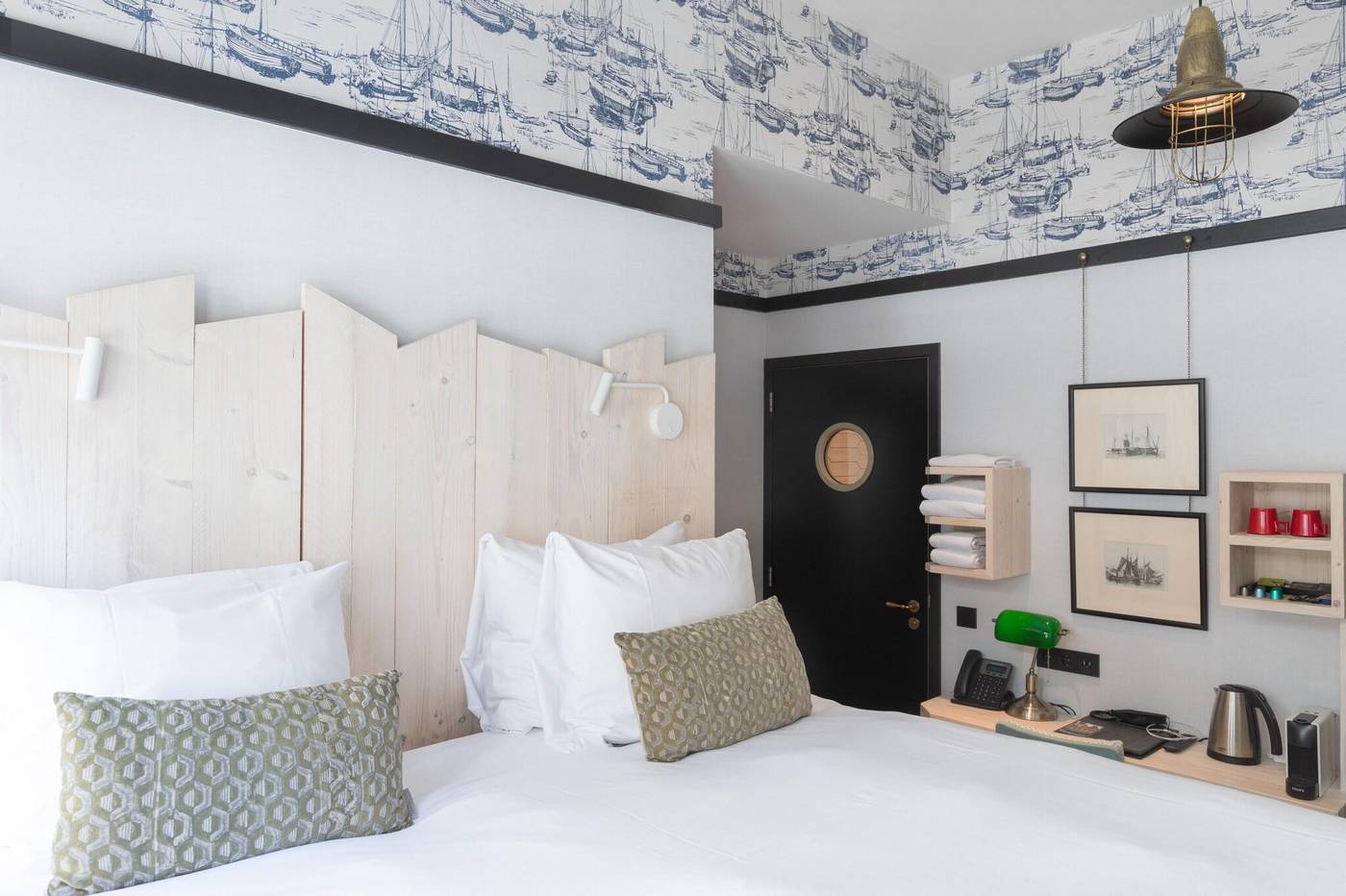 The-Hendrick-S-Hotel-Room-41