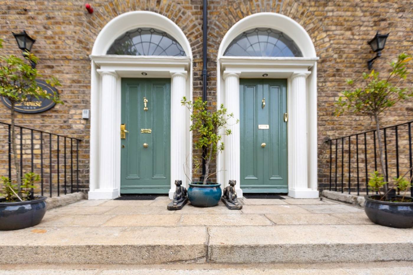 Waterloo-Townhouse---Suite-General-view-7