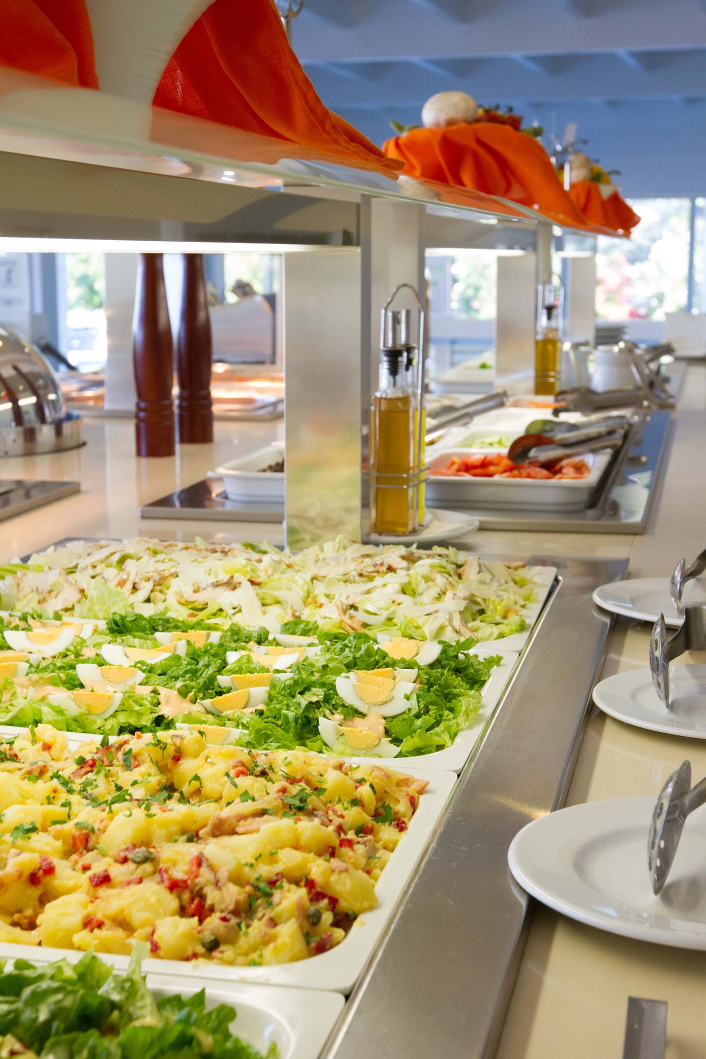 Lindos-White-Hotel---Suites-Restaurant-49