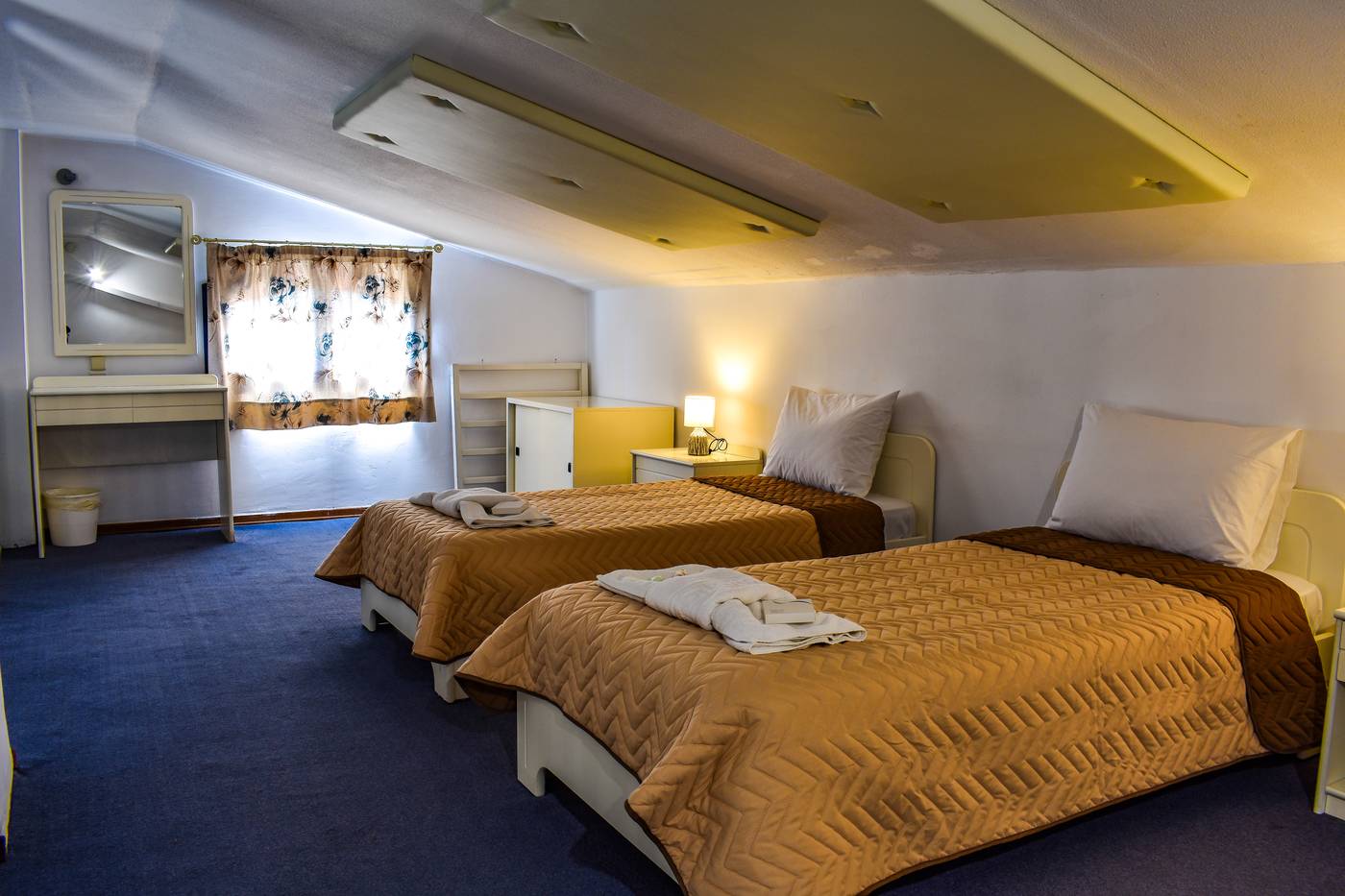 Govino-Bay-Apartments-Room-46
