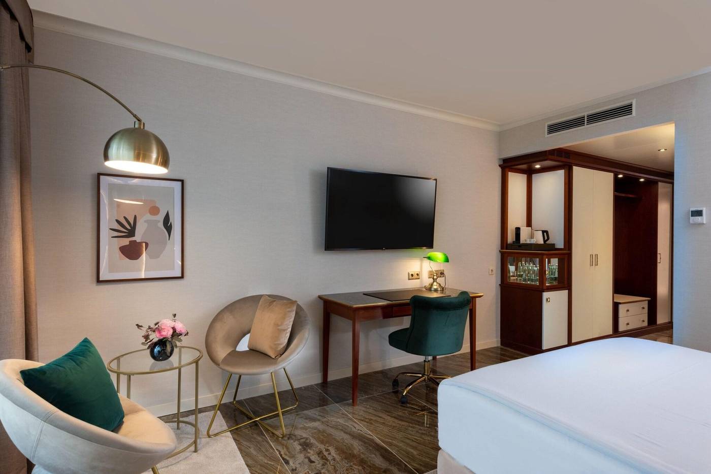 JW-Marriott-Hotel-Berlin-Room-43