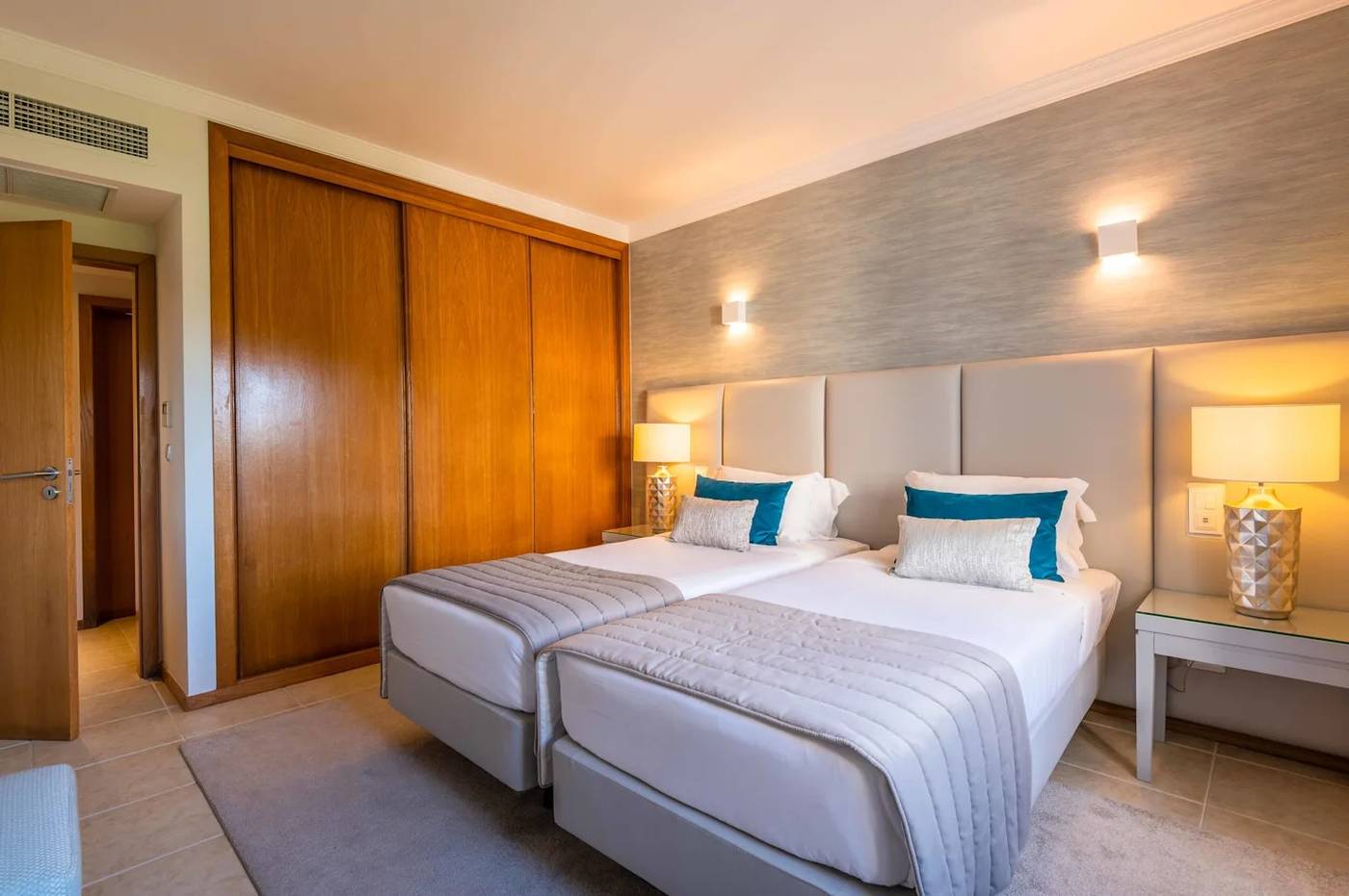 Vale-D-Oliveiras-Quinta-Resort-And-Spa-Room-24