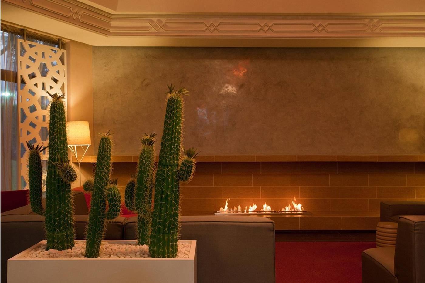 Kenzi-Europa-Lobby-41