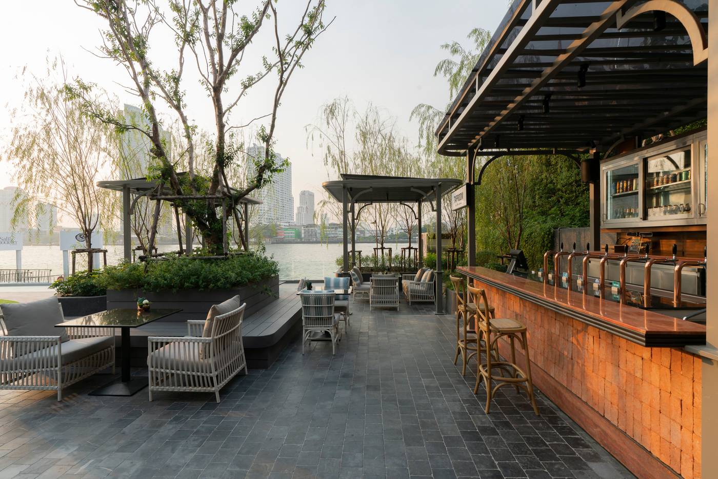 The-Salil-Hotel-Riverside-Bangkok-General-view-66
