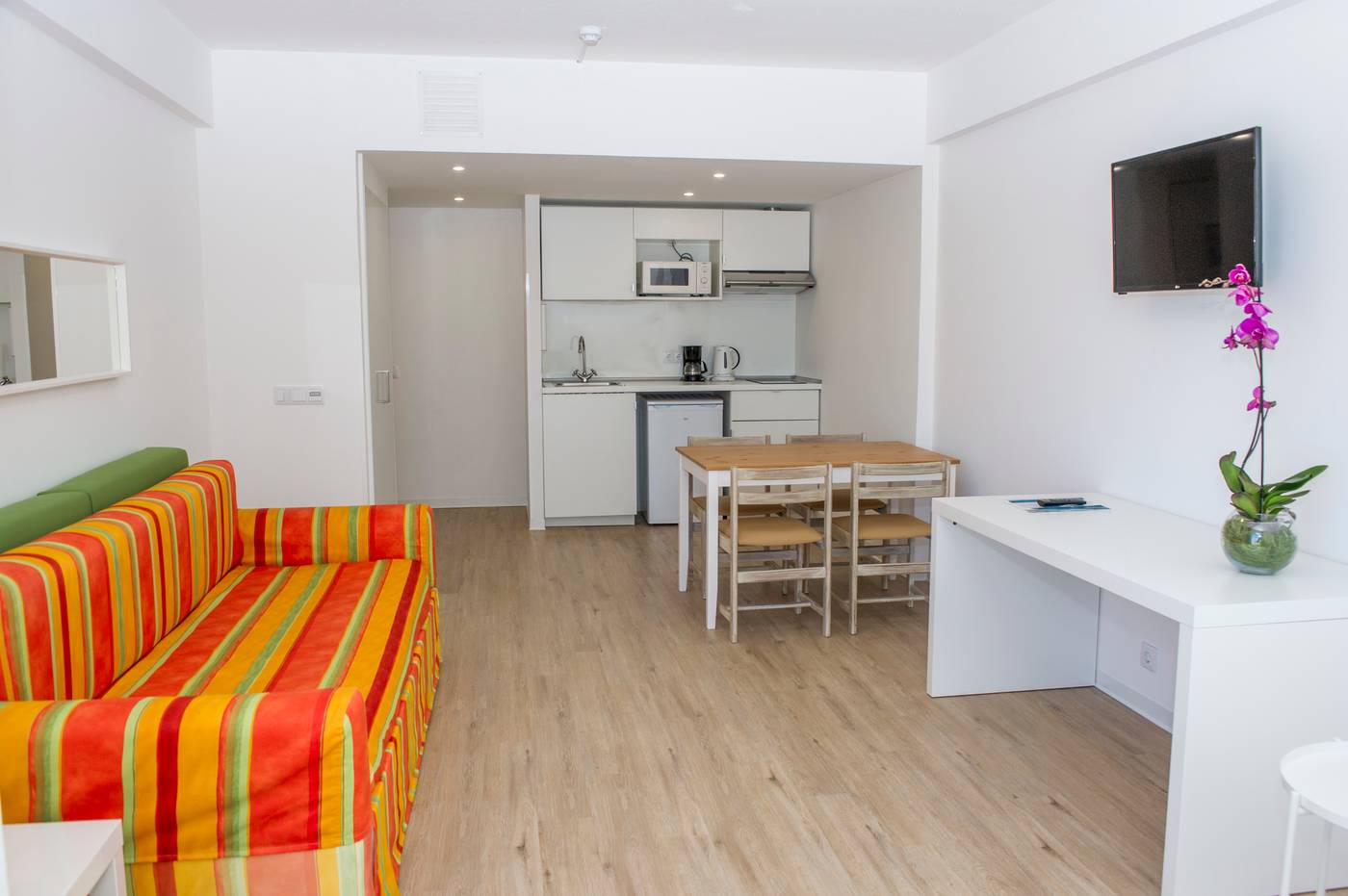 Dorisol-Florasol-Room-31