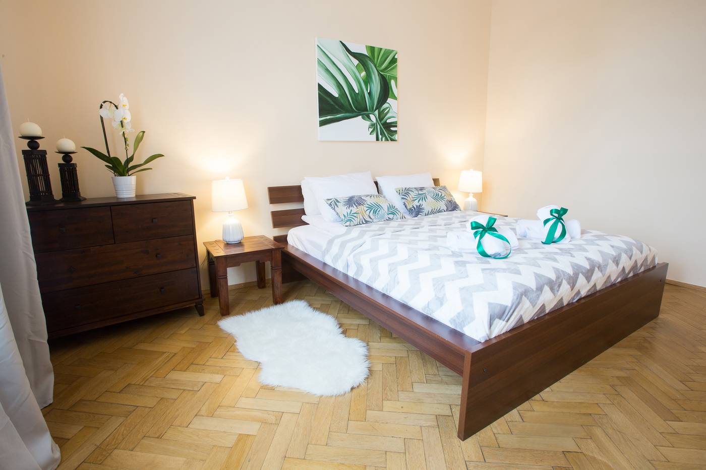 Apartments-Roman-Room-3