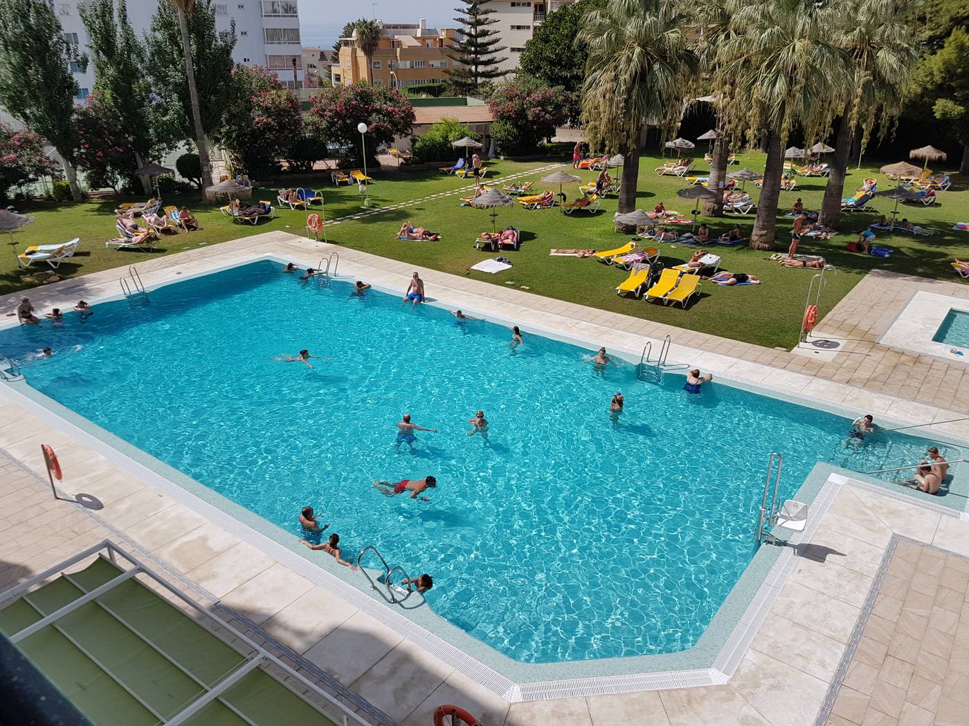 San-Fermin-Pool-8