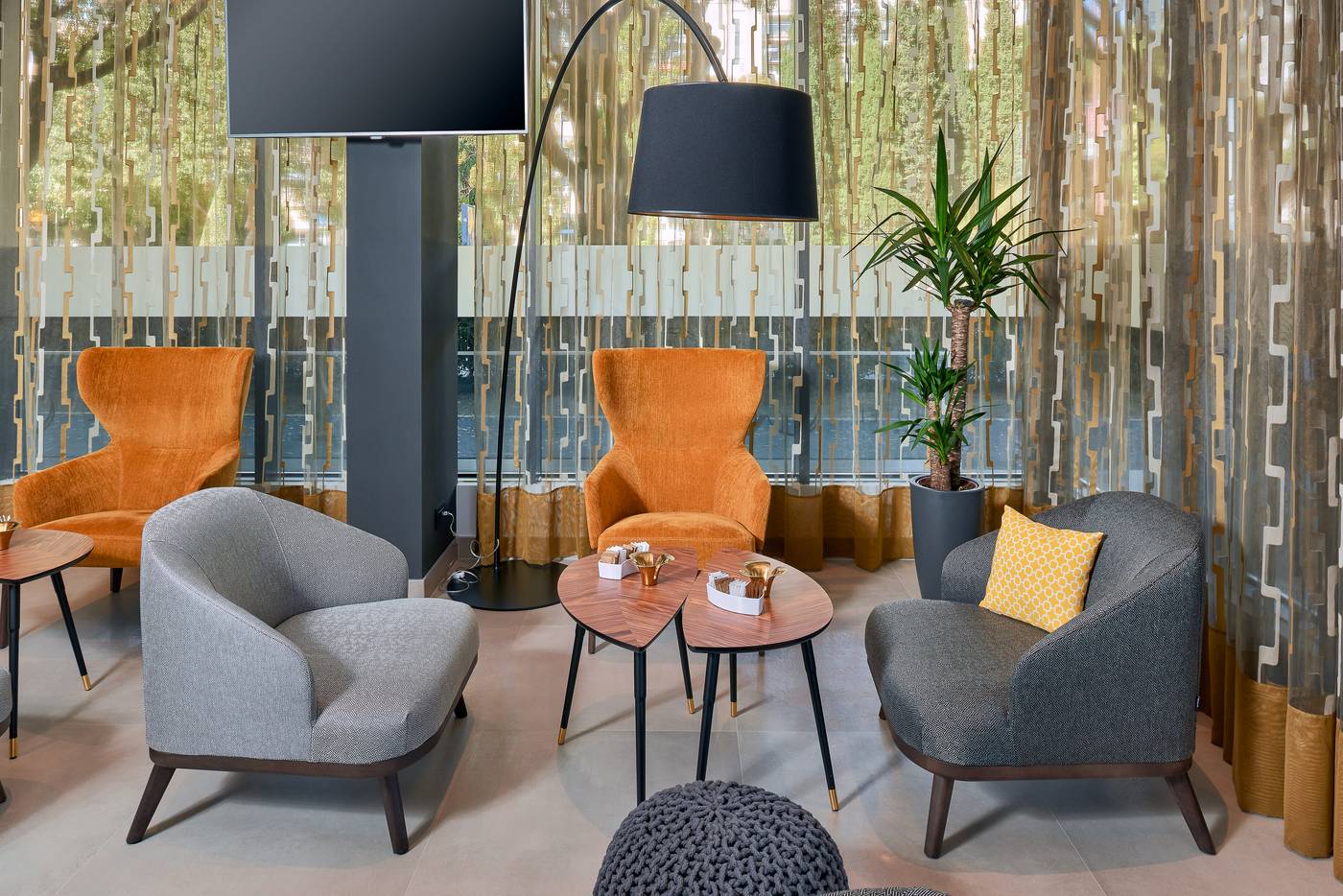 Sia-Split-Hotel-Bar-25