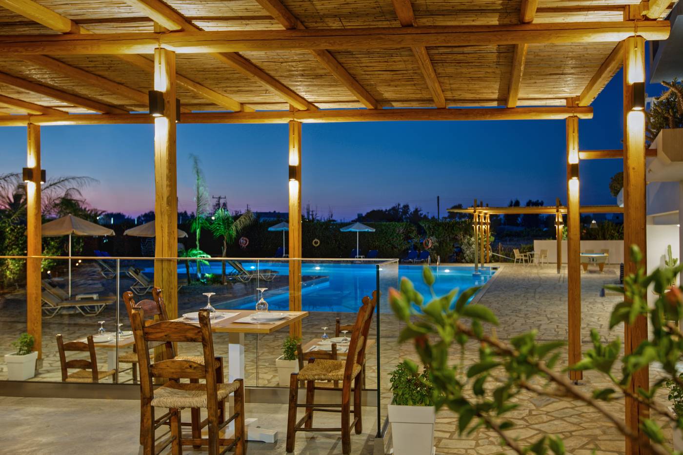 Oasis-Hotel-Restaurant-4