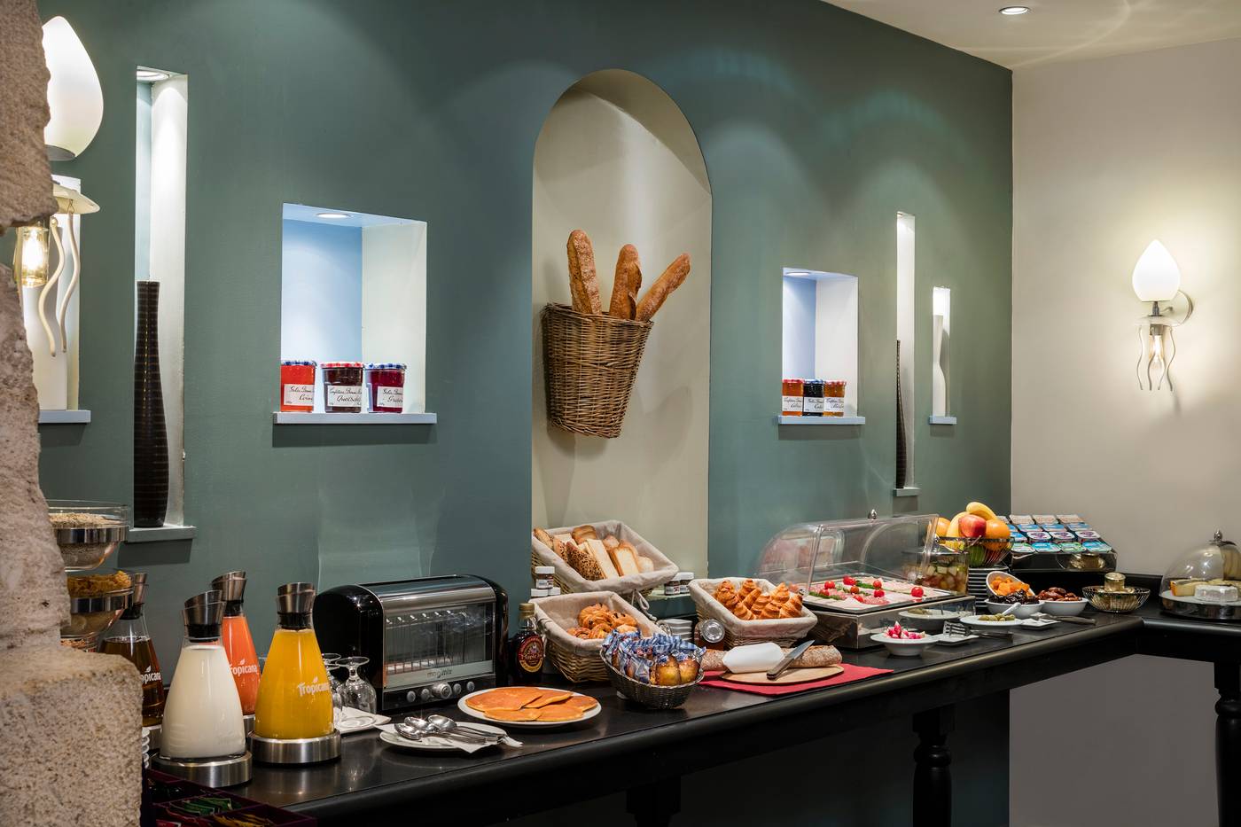 Best-Western-Premier-Louvre-Saint-Honore-Restaurant-18