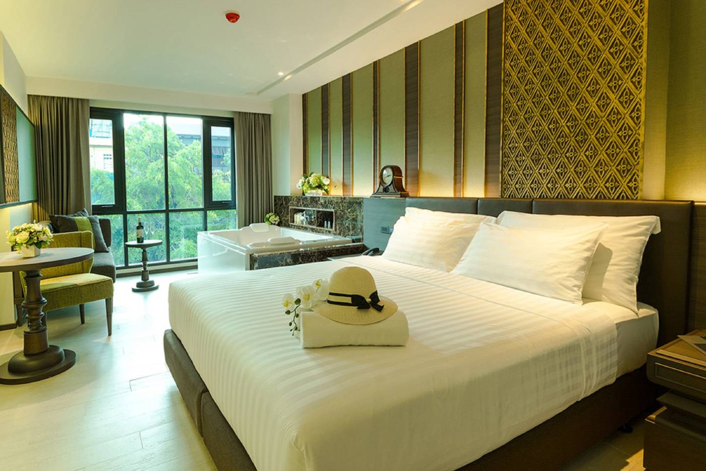 Chillax-Heritage-Hotel-Room-5
