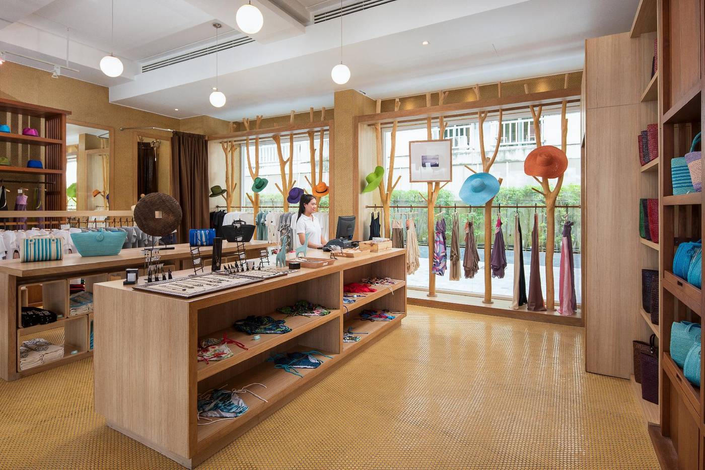 Nap-Patong-Hotel-Sports-and-Entertainment-74